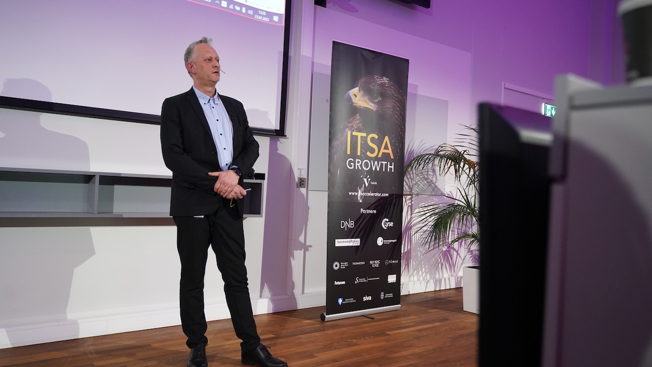 ITSA GROWTH Demoday smartcube